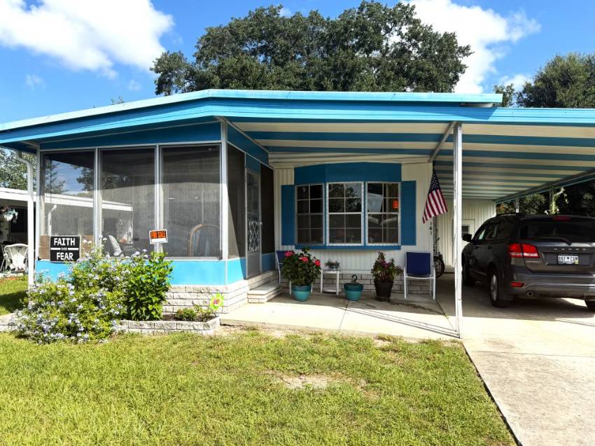 Ocala, FL Mobile Home for Sale located at 3150 Ne 36th Ave The Villas At Spanish Oaks